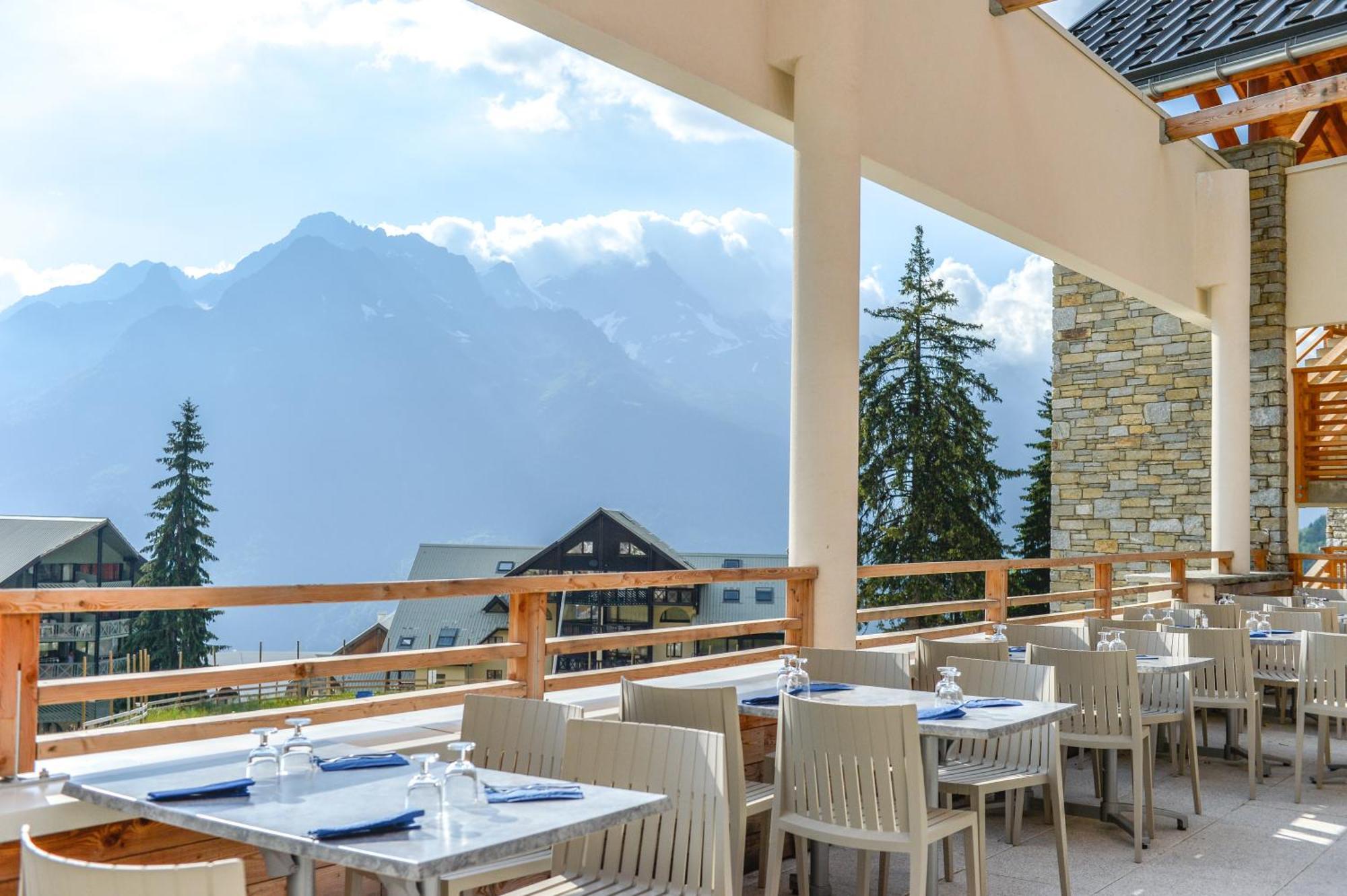Villages Clubs Du Soleil - Oz En Oisans Оз Экстерьер фото